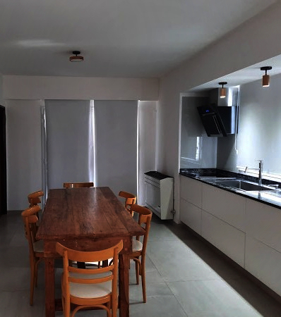 Vivienda Fernández Oro comedor